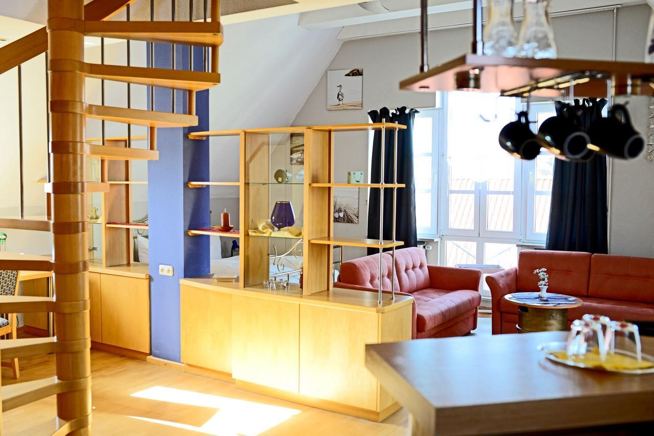 Altstadthotel Hassfurt Gbr Экстерьер фото