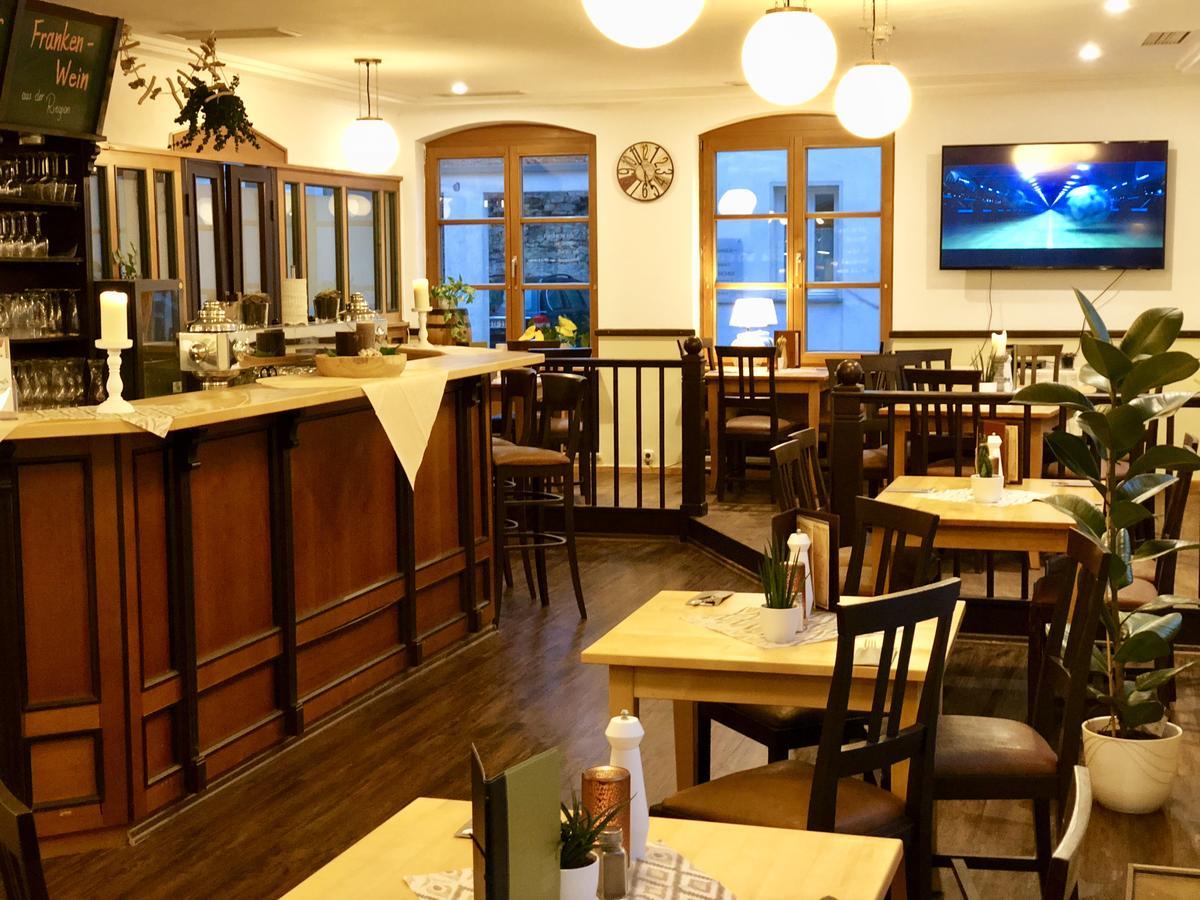 Altstadthotel Hassfurt Gbr Экстерьер фото